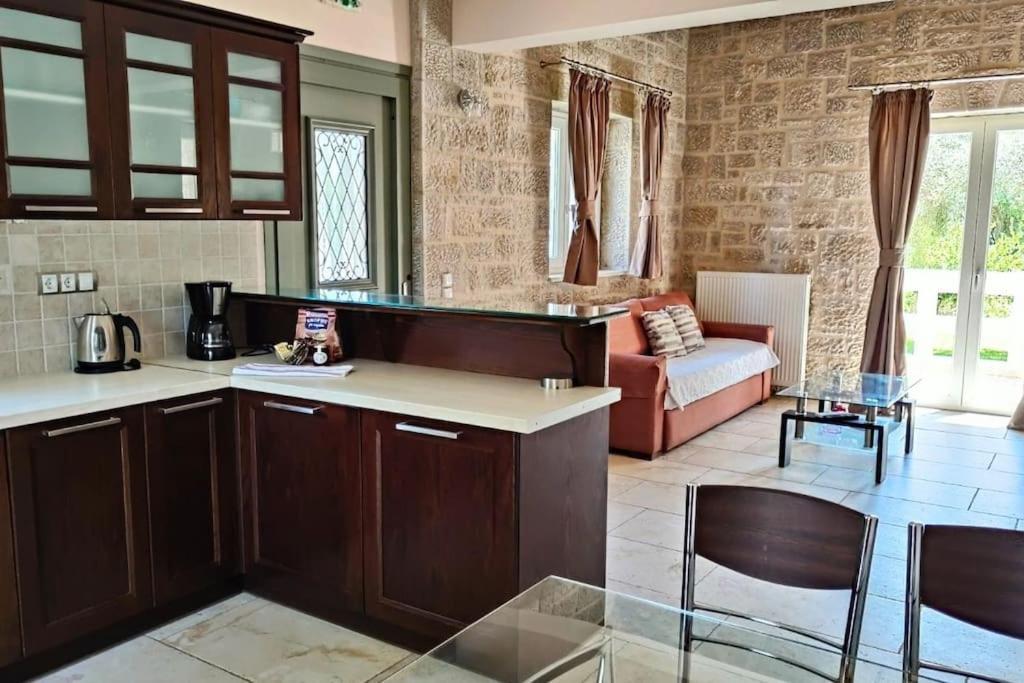 Villa *Drosia*/5' From Town & Sea/Mountain View Frinion Экстерьер фото